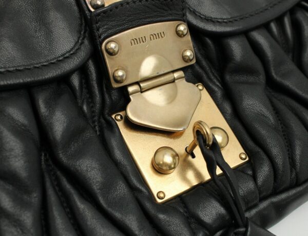 11641994 5 Miu Miu Matelassé Shoulder Bag Gathered Leather Black