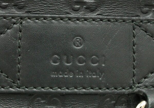 11650673 8 Gucci Rubber Guccisima Waist Bag Black