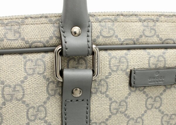 11651087 6 Gucci GG Supreme Business Bag Gray