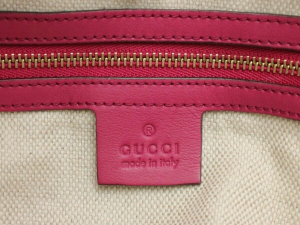 11651713 8 Gucci Soho Fringe Handbag Pink