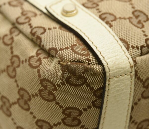 11660550 2 Gucci GG Shoulder Bag Khaki