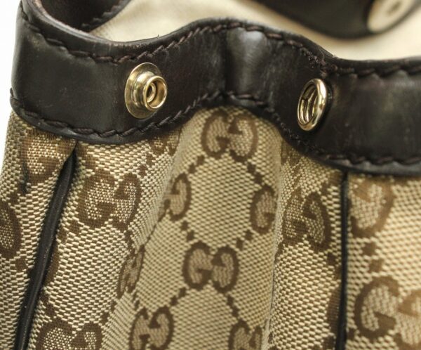 11671267 5 Gucci GG Canvas Sookie Handbag Beige