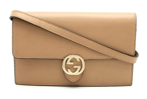 11671305 Gucci Interlocking G Shoulder Wallet Beige