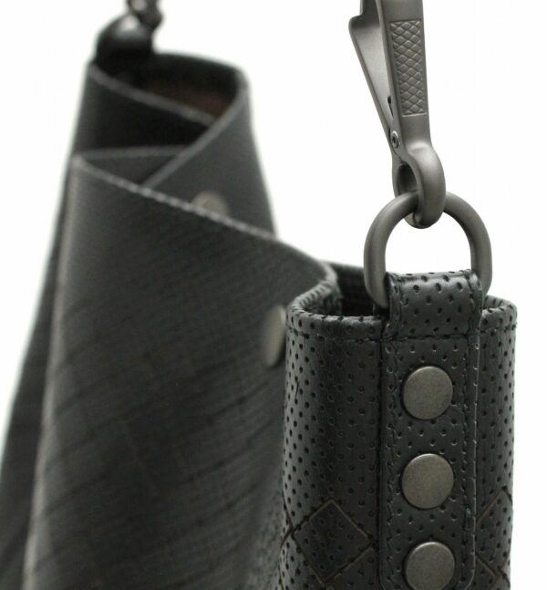 11671306 6 Bottega Veneta Intreccio Mirage Shoulder Bag Leather Black