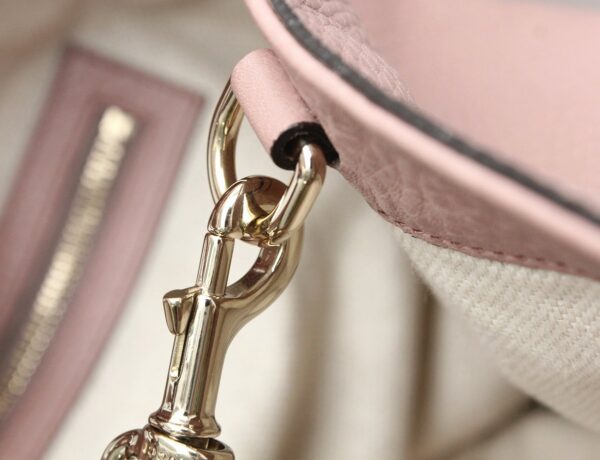 11671483 5 Gucci Soho Fringe Handbag Pink