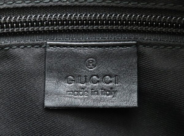 11671656 8 Gucci GG Crystal Shoulder Bag Silver