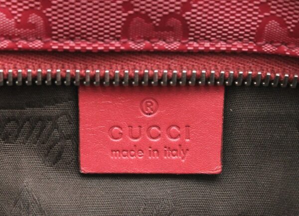 11680545 8 Gucci GG Supreme Tote Bag Red