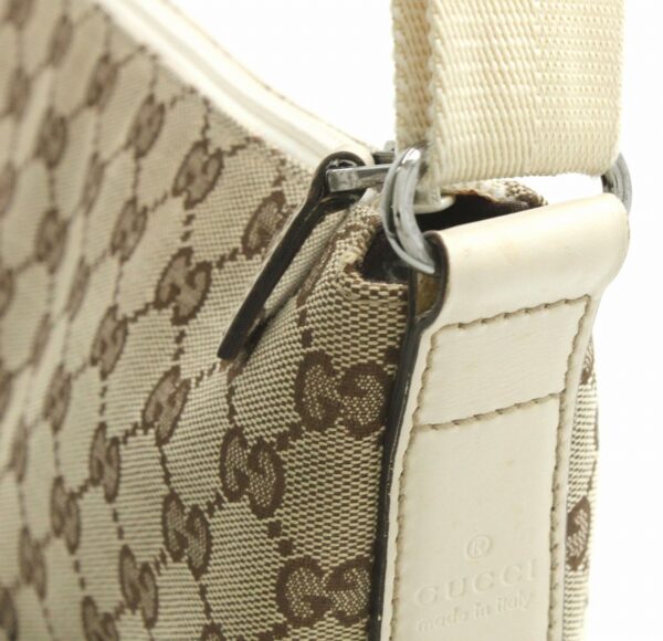 11681012 6 Gucci GG Shoulder Bag Off White