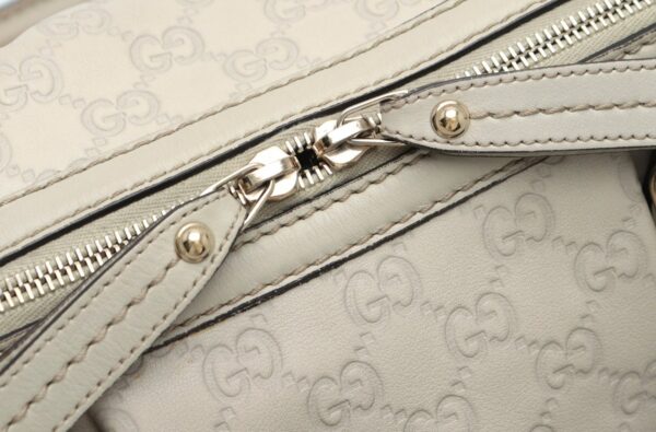 11690609 5 Gucci Diamante Handbag White