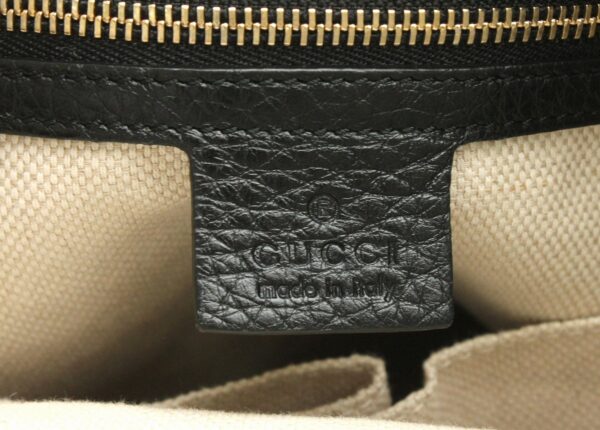 11690829 8 Gucci Soho Fringe Shoulder Bag Black