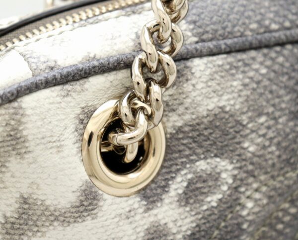 11701244 6 Gucci Soho Python Leather Shoulder Bag Fringe Chain