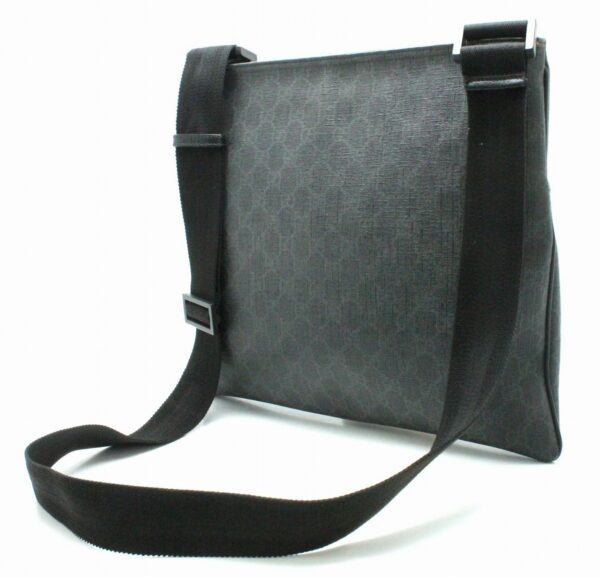 11701928 1 Gucci GG Supreme Crossbody Shoulder Bag Leather Black