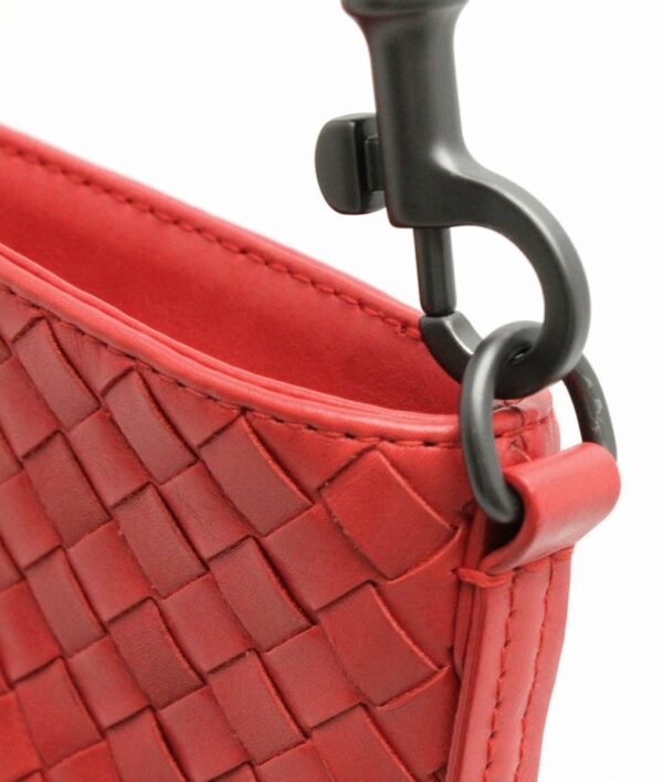 11710840 6 Bottega Veneta Intrecciato Shoulder Bag Calf Leather Red Black