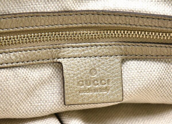 11720222 8 Gucci Soho Logo Chain Shoulder Bag Leather