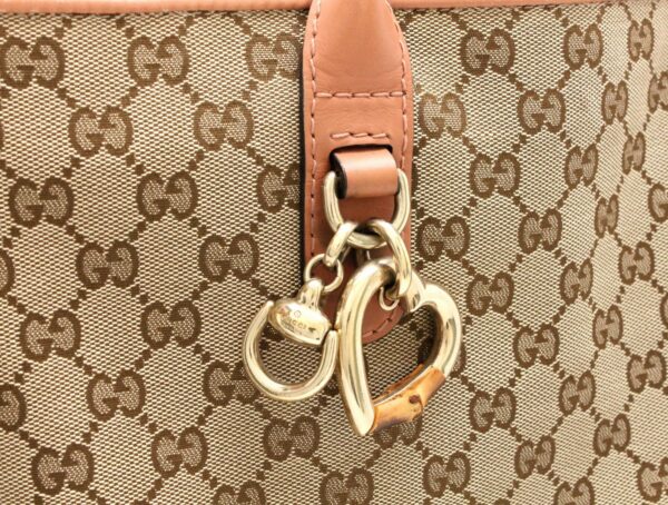 11730854 6 Gucci GG Heart Bit Tote Bag Bamboo Khaki Beige