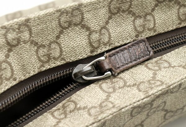 11820899 5 Gucci GG Supreme Shoulder Bag Leather Khaki Beige Brown