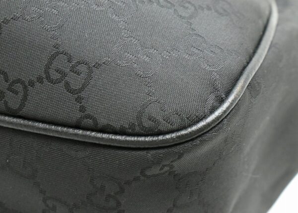 11840368 2 Gucci GG Nylon Shoulder Bag Handbag Black