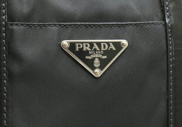 11840892 8 Prada Nylon Enamel 2WAY Handbag Nero Black