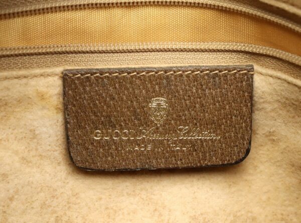 11851345 8 Gucci Gucci GG Supreme Shoulder Bag Khaki