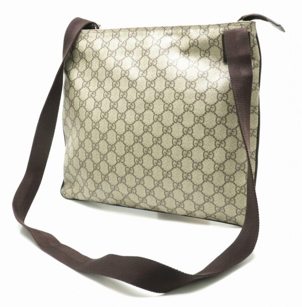 11860311 1 Gucci GG Supreme Shoulder Bag Khaki