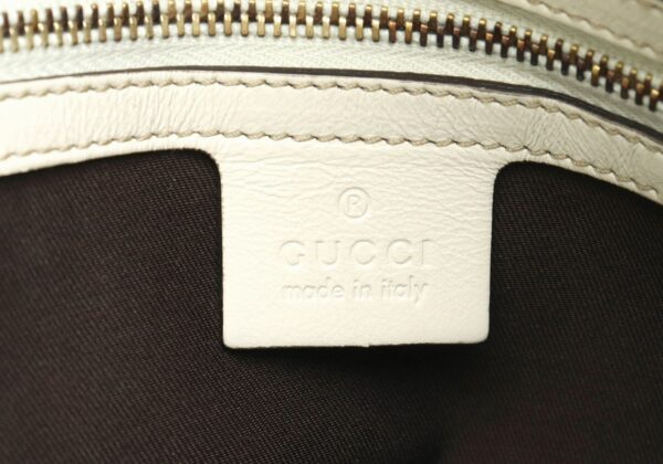 11860353 8 Gucci GG Handbag Leather Khaki