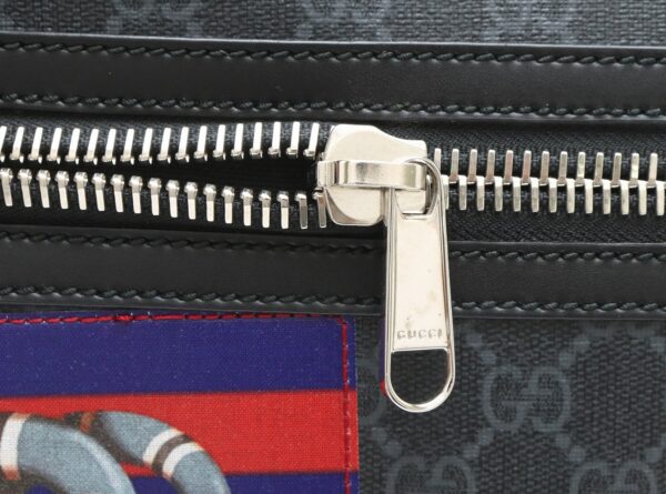 11860512 5 Gucci GG Supreme Messenger Bag Black