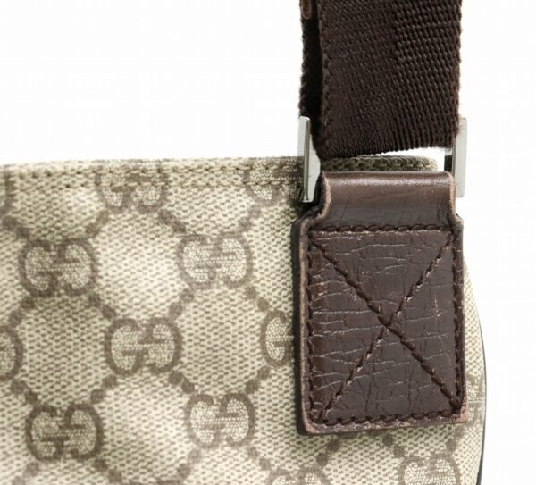 11860699 6 Gucci GG Supreme Shoulder Bag Khaki