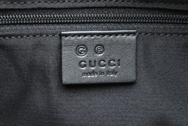 11861635 7 Gucci Micro Guccisima Clutch Bag Leather Black