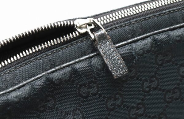 11870226 5 Gucci GG Crossbody Bag Leather Black