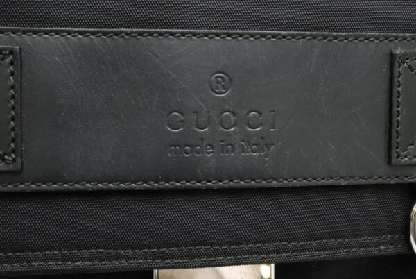 11900339 8 Gucci GG Nylon Messenger Bag Crossbody Nylon Leather Black