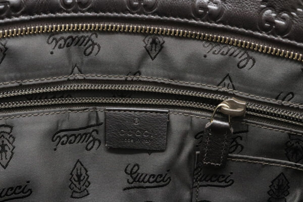 11931043 7 Gucci Guccisima Crossbody Bag Leather Black