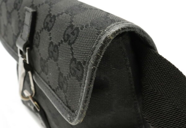 12000394 5 Gucci GG Waist Bag Leather Black