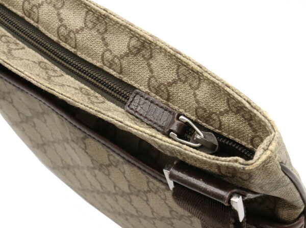 12030507 5 Gucci GG Plus Supreme Crossbody Bag Leather Beige Brown