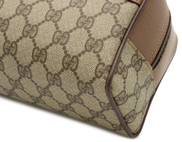 12041210 2 Gucci GG Supreme Clutch Bag Leather Beige Mocha