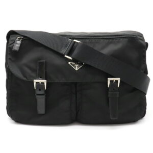 12120105 Ferragamo Bag Black