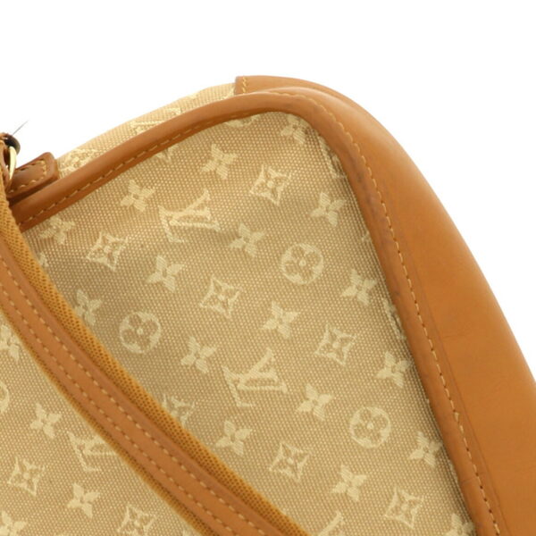 1240001031525 6 Louis Vuitton Belanger Bag Monogram Beige