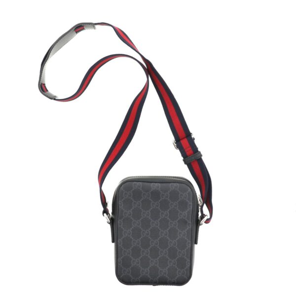 1240002015047 3 Gucci GG Supreme Messenger Bag Black