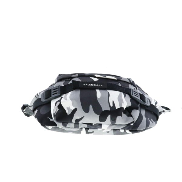 1240003005668 4 Balenciaga Body Bag Camouflage