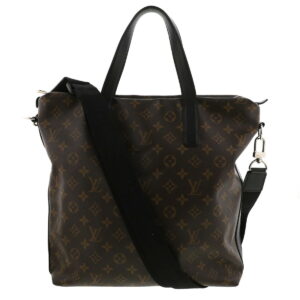 1240004022374 1 Louis Vuitton Monogram Eclipse Discovery Bum Bag Crossbody Bag Black