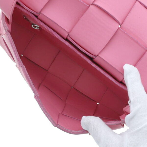 1240004024430 6 Bottega Veneta Cassette Bag Pink