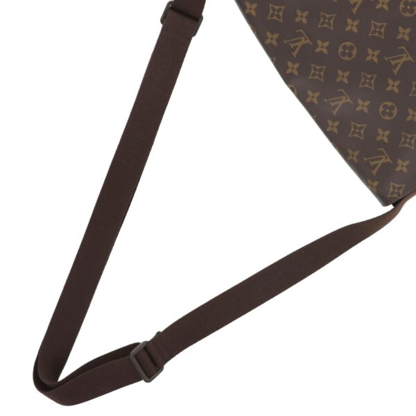 1240005021444 5 Louis Vuitton Messenger MM Ball Shoulder Bag Monogram Brown