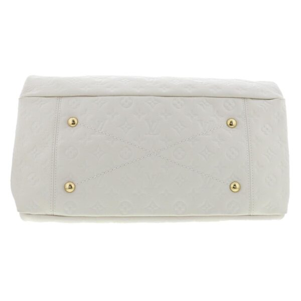 1240005022711 5 Louis Vuitton Arty MM Shoulder Messenger Bag White