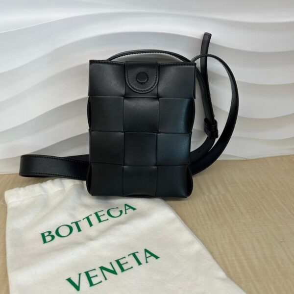 1240005026930 11 Bottega Veneta Cassette Crossbody Bag Black