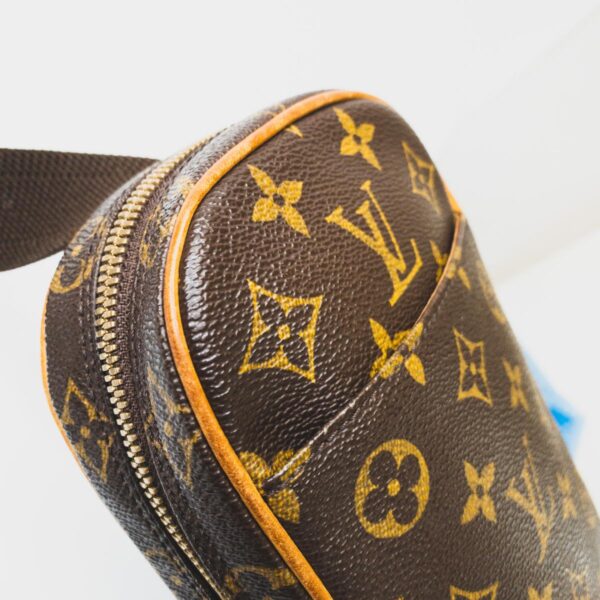 1240007003702 5 1 Louis Vuitton Pochette Gange Monogram Canvas Waist Bag Brown