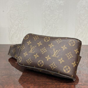 1240007010572 1 Louis Vuitton Viva Cite MM Monogram Shoulder Bag Brown