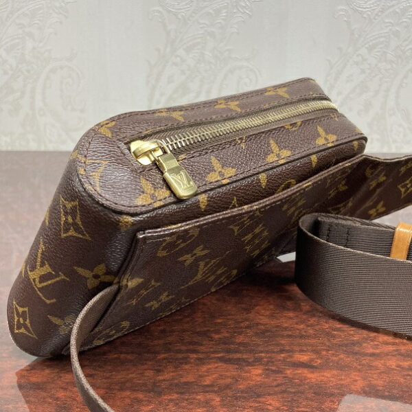 1240007010572 2 Louis Vuitton Jeronimos Waist Bag Monogram