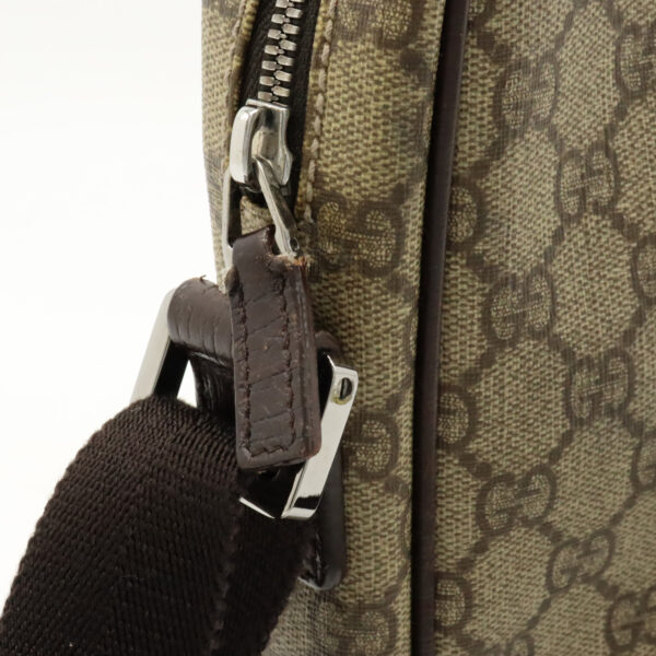 12400959 6 Gucci GG Plus Shoulder Bag Leather Khaki Beige Brown