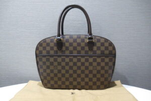 12401541 Louis Vuitton Neverfull MM Tote Bag Damier Brown