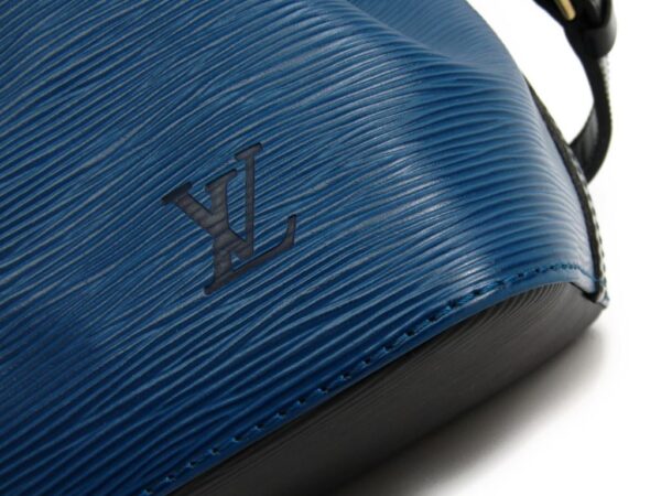 138189 170 4 Louis Vuitton Epi Shoulder Bag Bicolor