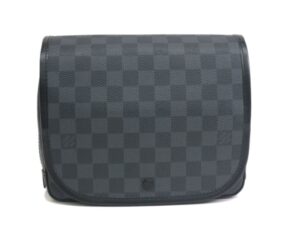 141687 170 1 Bottega Veneta Intrecciato Shoulder Bag Crossbody Black